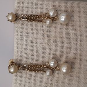 Vintage Pearl Bead Dangle Gold Tone Screw Back Earrings